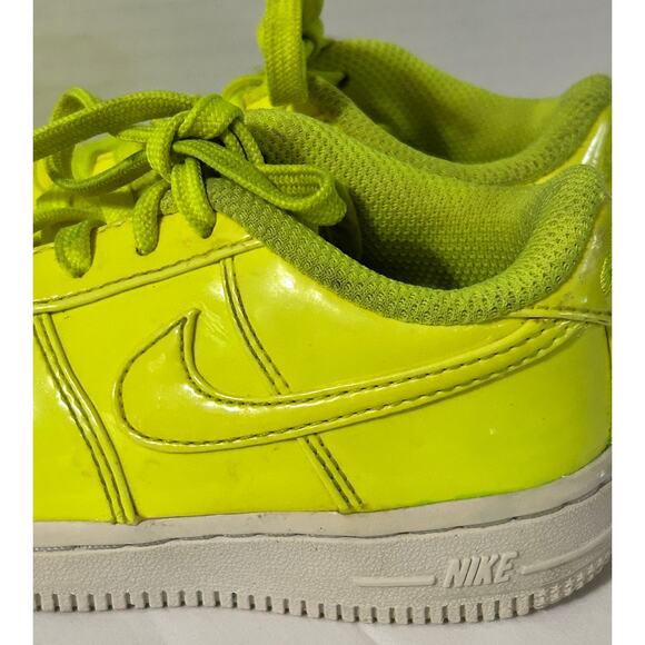 NIKE Toddler Air Force 1 Neon Yellow Sneakers-Patent Leather-Size 9C - Picture 6 of 7